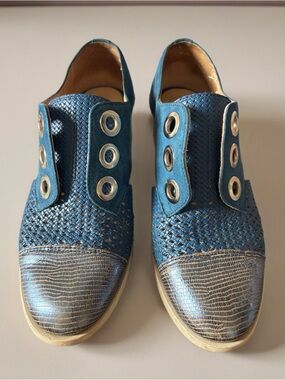 Unity in Diversity: Comfortably Hip line, shoes